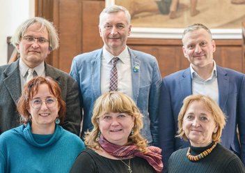 Die Kirchenleitung mit Synodalsenior Jiří Tengler und Synodalkuratorin Simona Kopecká