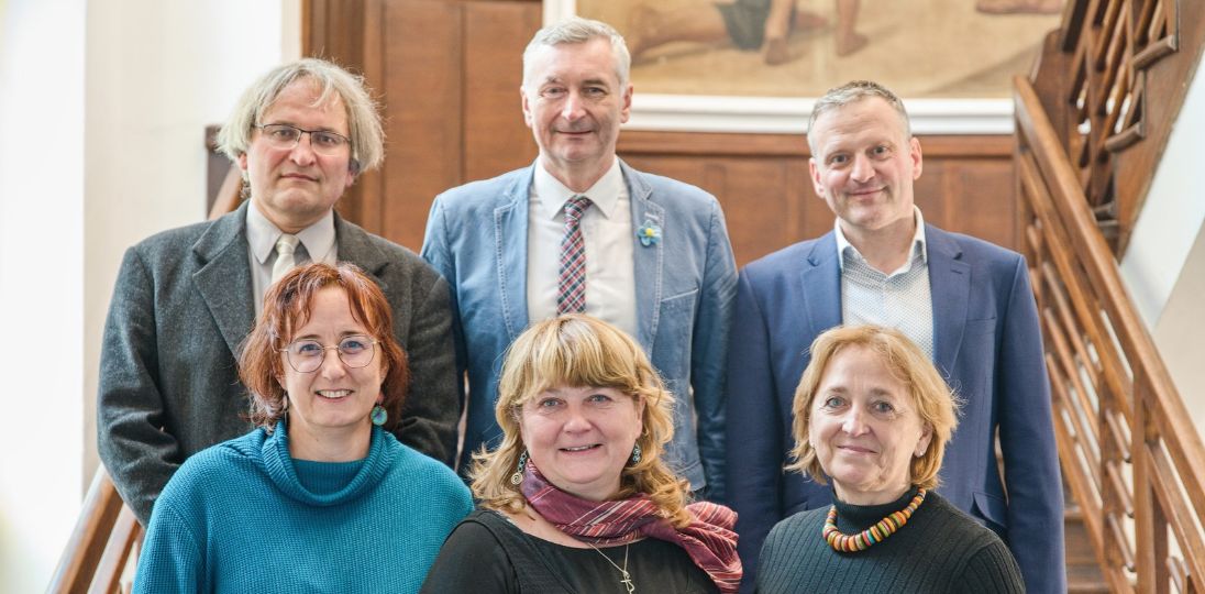 Die Kirchenleitung mit Synodalsenior Jiří Tengler und Synodalkuratorin Simona Kopecká